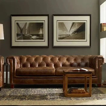 Classic Leather Tufted Couch 1
