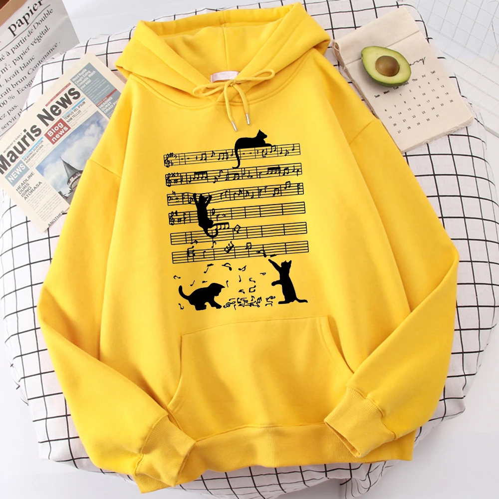 

Cat Crawling On Sheet Music Funny Printing Hoodies For Men Funny O-Neck Sweatshirt Hip Hop Loose Top Sport Pocket Hoodie Male
