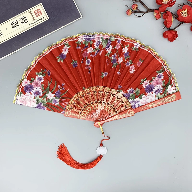 Folding Fan Silk Cloth Folding Fan Traditional Chinese Dancing Fans Hand Fan Portable Performance Props Vintage Wedding Party Photo Props folding fan hand fan silk fans