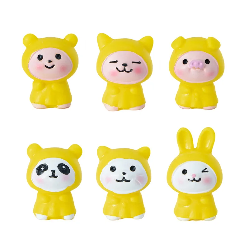 Decoration Crafts Adorable Raincoat Animal Mini Figurines Creative Resin Crafts for Home Office Desk Decor