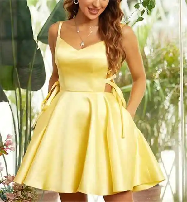 

Mini Satin Wedding DressesA-Line Spaghetti Strap Sleeveless Backless Bridal Above Knee Dresses for Wedding Party Banquet Holiday