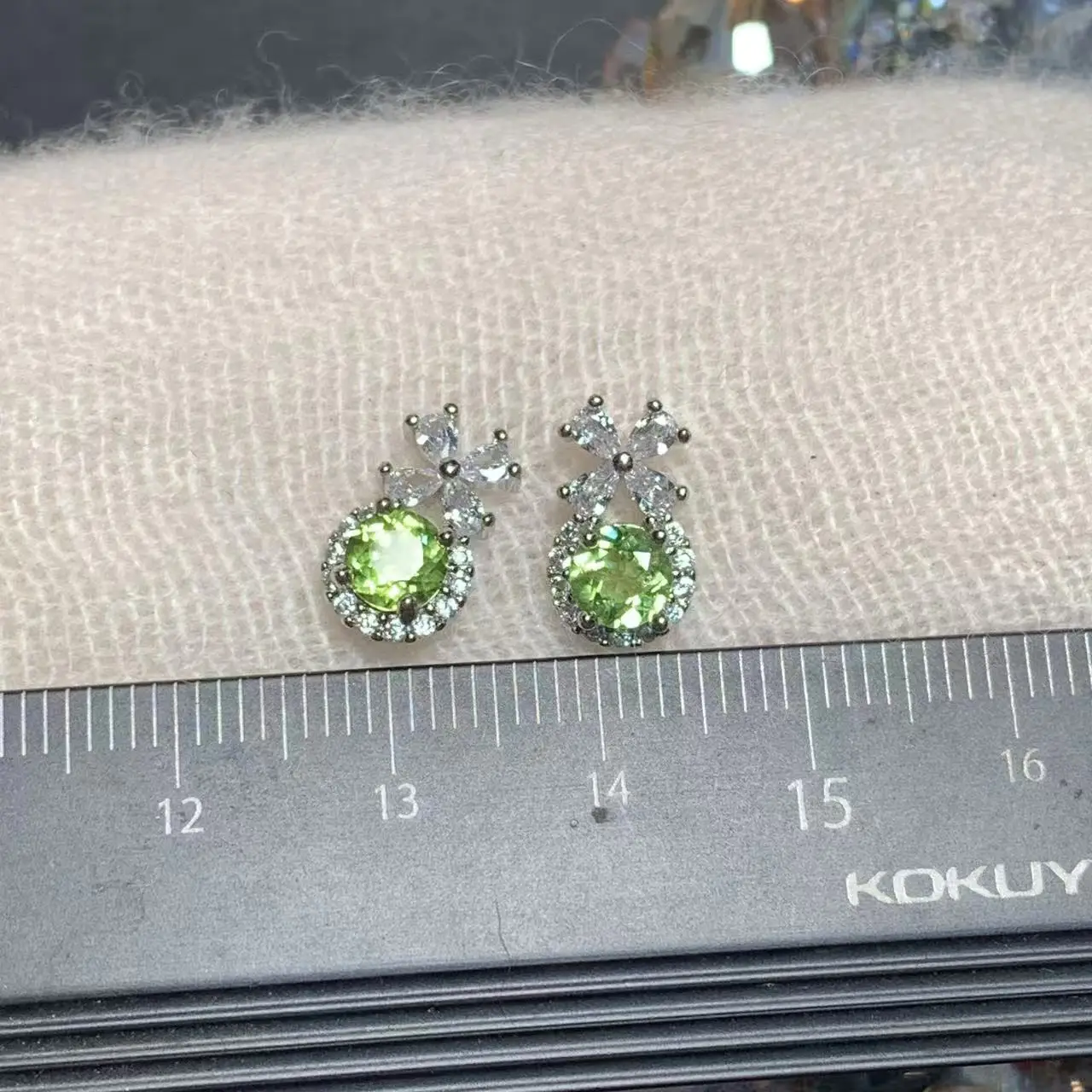 Authentic Natural Peridot 925 Sterling Silver Stud Earrings For Women Jewelry Gift Simple stone Jewelry Green