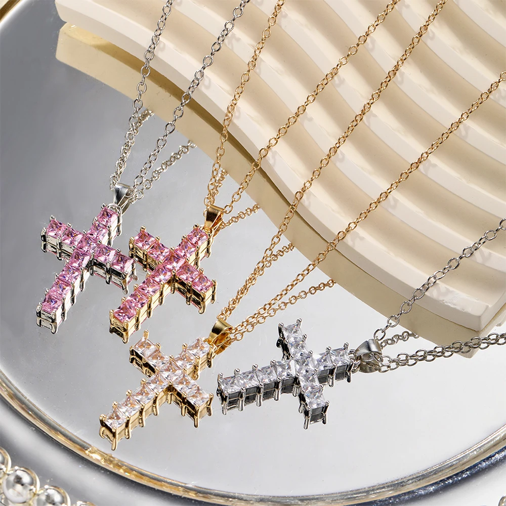 Fashion Crystal Cross Pendant for Women New Multi Color Shiny Romantic Exquisite Necklace Party Leisure Female Jewelry Gift 2024
