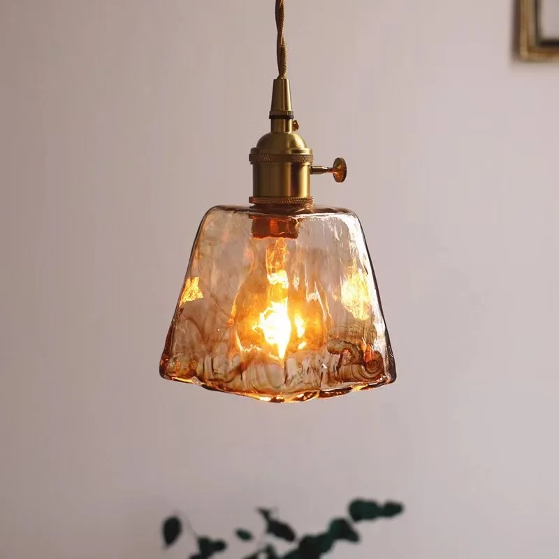 

Retro retro bedroom bedside lamp creative three head restaurant, homestay, bar, porch, clothing store, brass glass chandelier