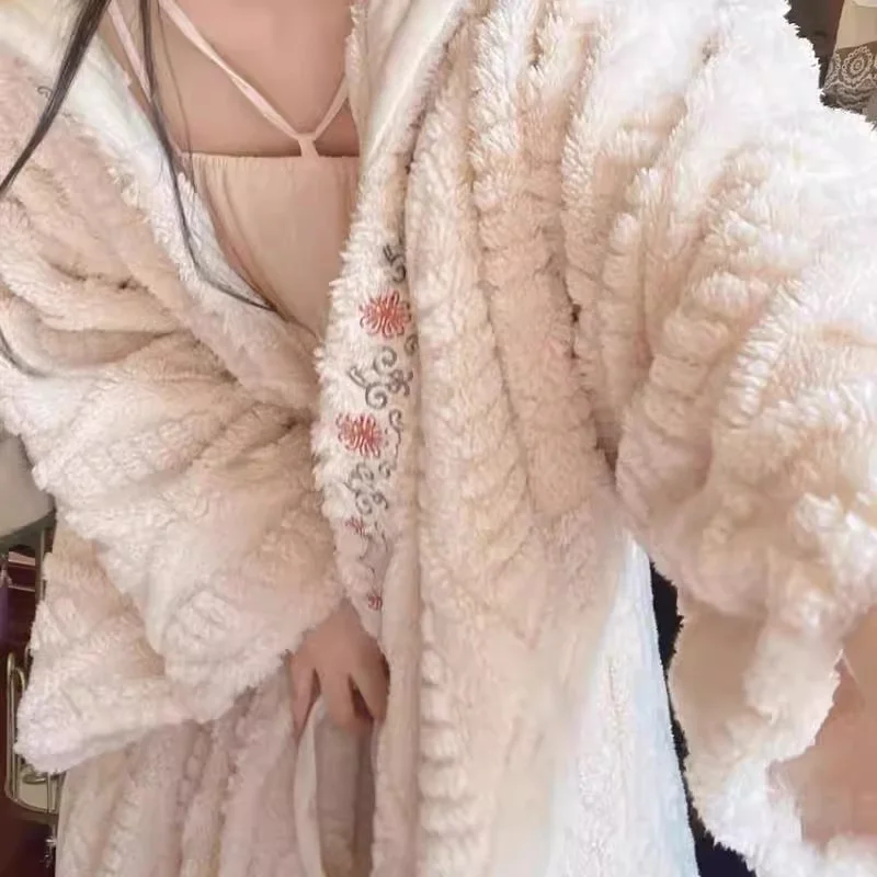 Embroidery Hooded Pajamas Women's Autumn Winter Coral Velvet Long Pajamas Women's Plush Thick Home Clothes Outerwear Lace-Up XXX