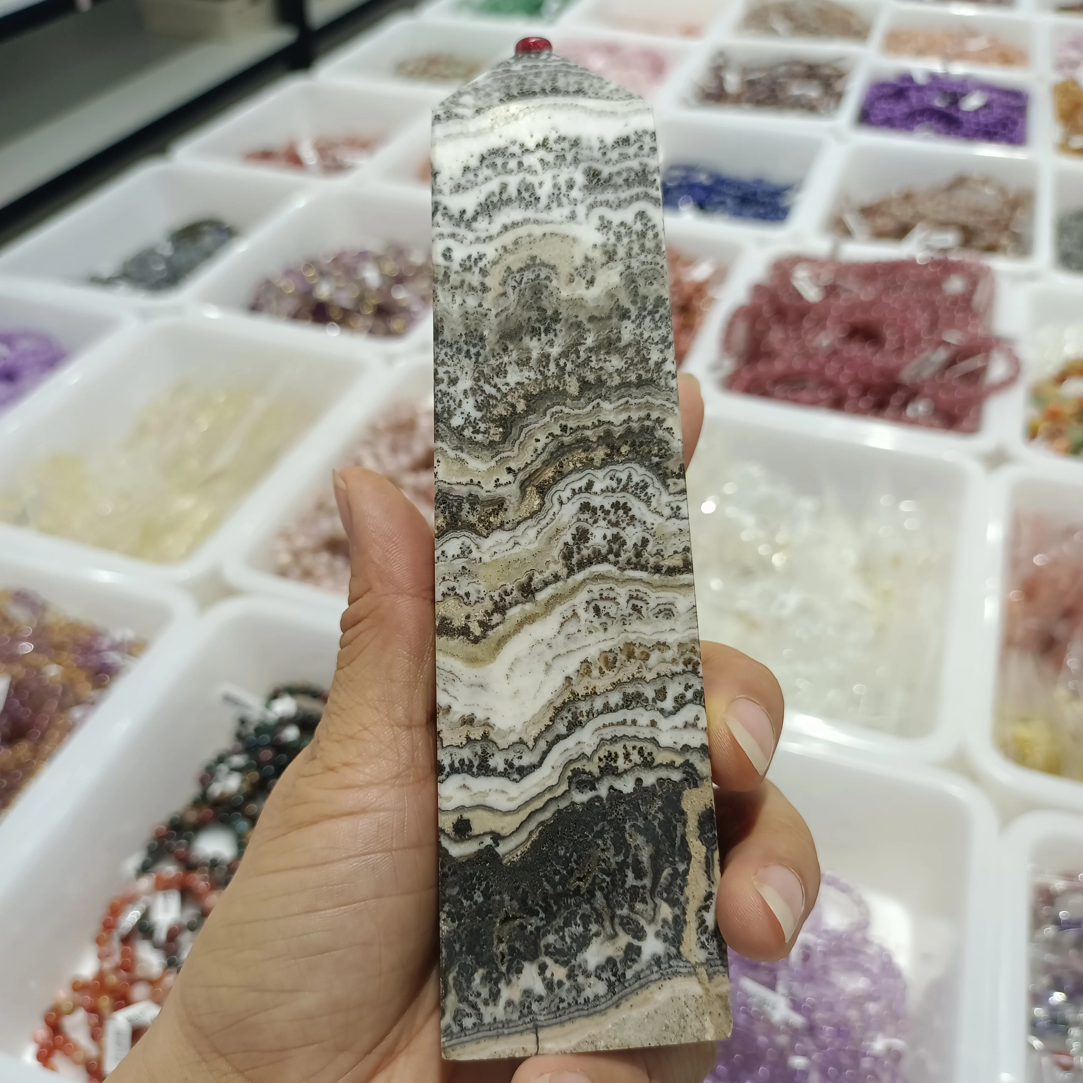 

Natural Phoenix Tail Calcite Alusite Quartz Crystal Mineral Specimen Healing Decorative Gift