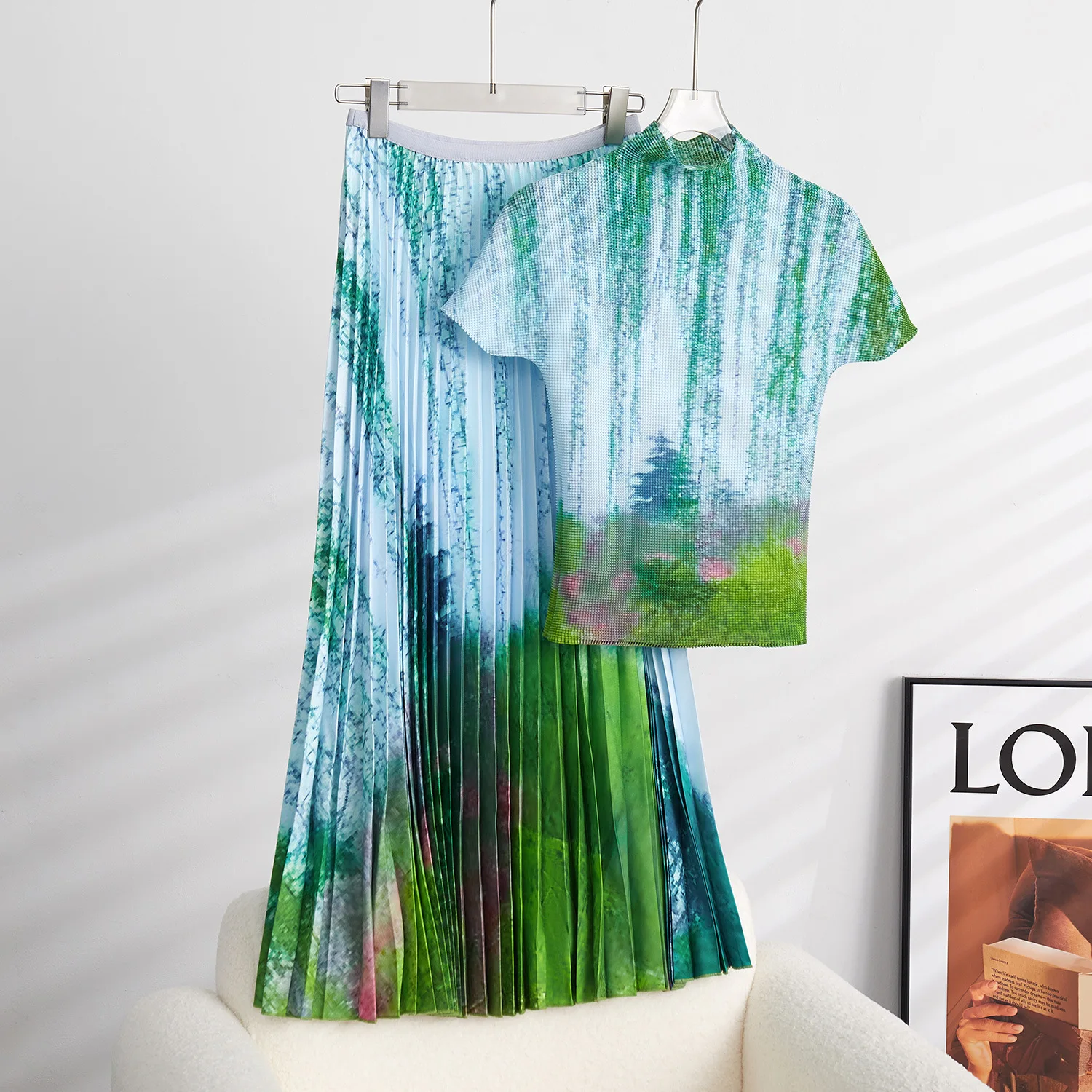 

Fashion Gradient High Neck Short Sleeve T-shirt Women's Backing Clothes 2023 Summer New Pleated Knitted Shirt