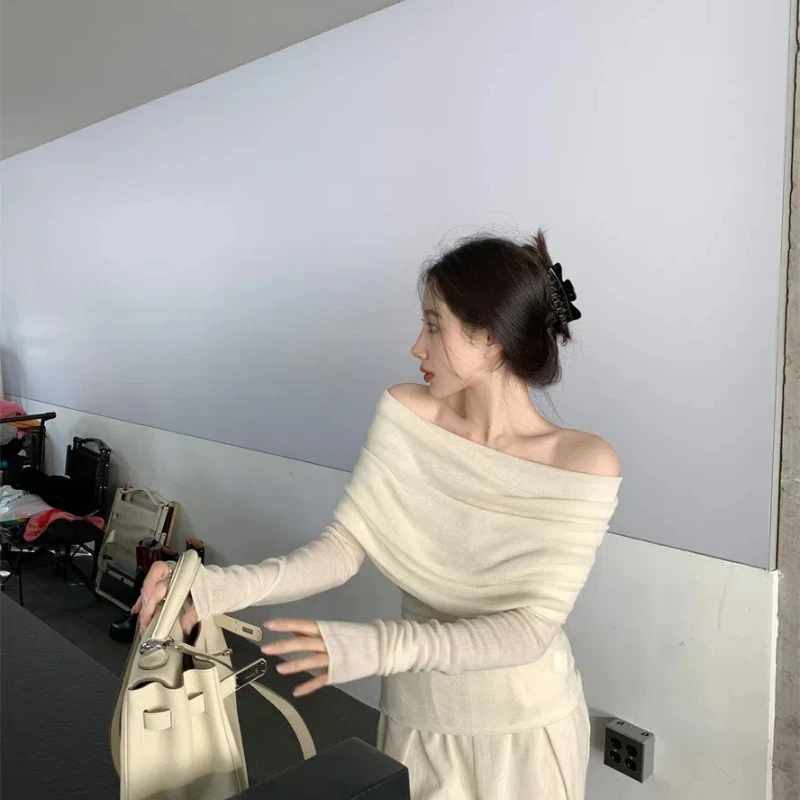 One Shoulder Sexy Inner Knitted Base Shirt for Women's Autumn and Winter Slim Fit Pleated Niche High-end Temperament Top 179