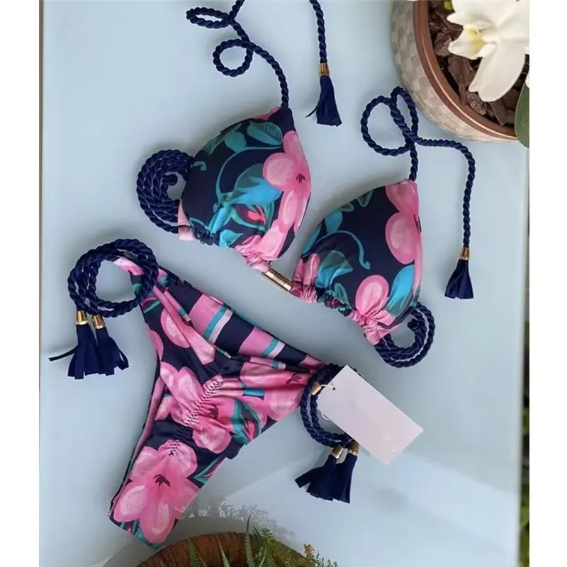 PlatiNum Swimsuit - Pool use