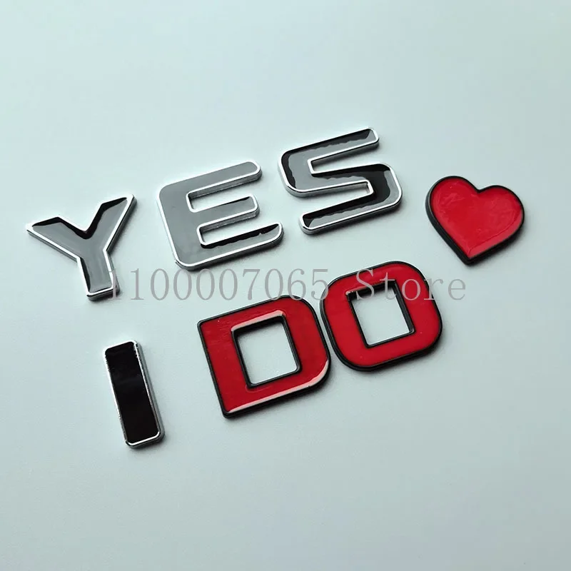 4 x 4エンブレムバッジ 3dメタルネームプレート ステッカー 赤色 2個 子宮バッジ定格カーエンブレム、4 x  4メタル自動車バッジ3Dメタル子宮カーバッジエンブレムラウンドエンブレムデカールカーバッジデカールステッカージープラングラー車両トラックSUVに対応