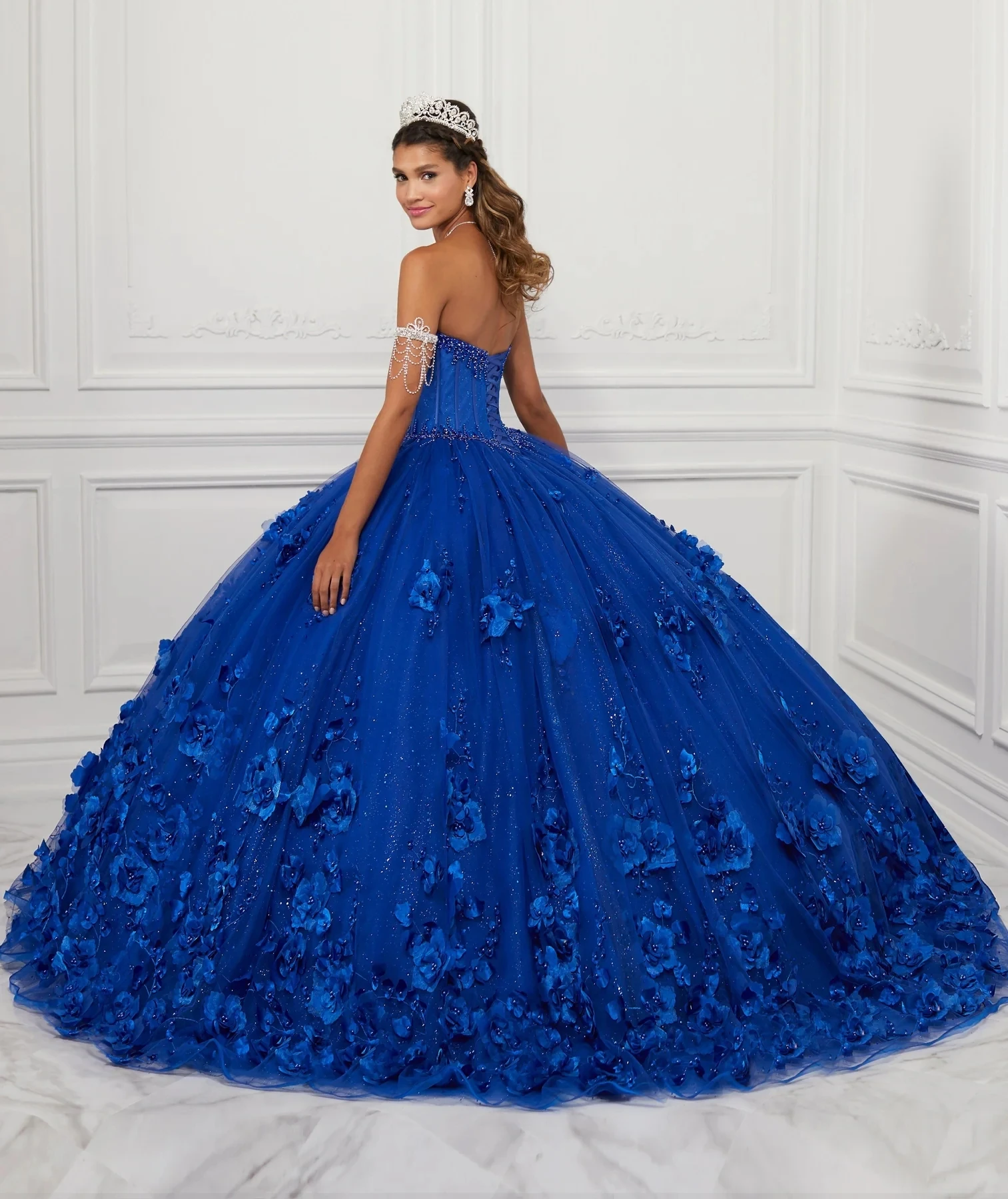 Рисунок 5 - Желтые платья Charro Quinceanera