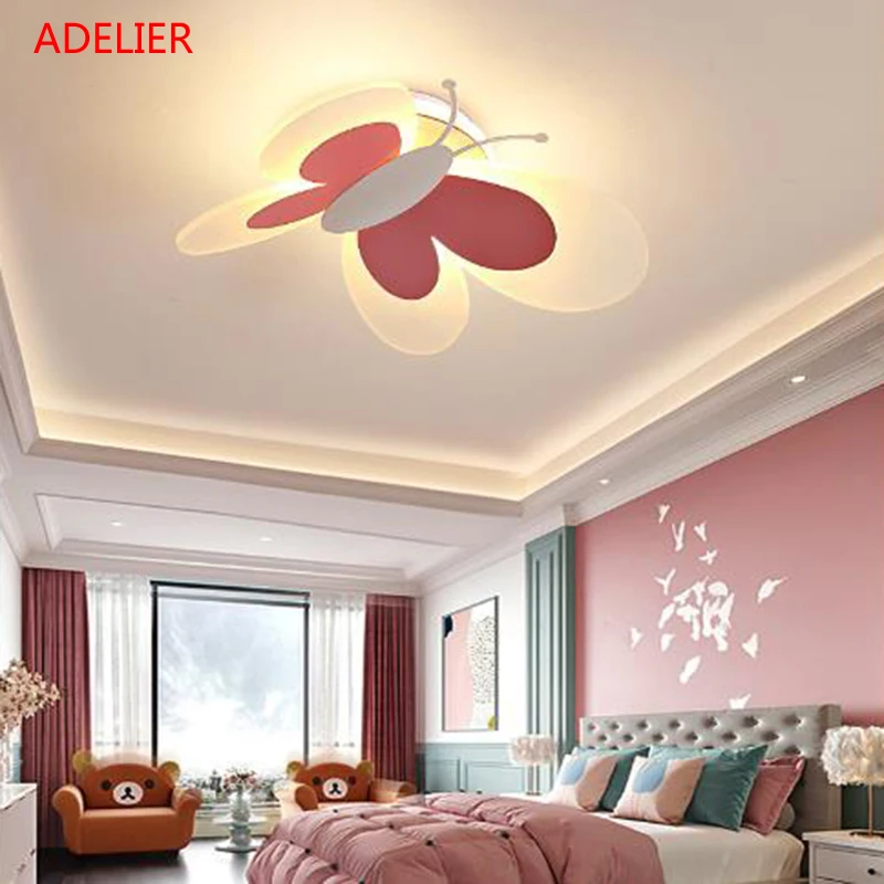 Потолочные светильники в виде Розовых Бабочек