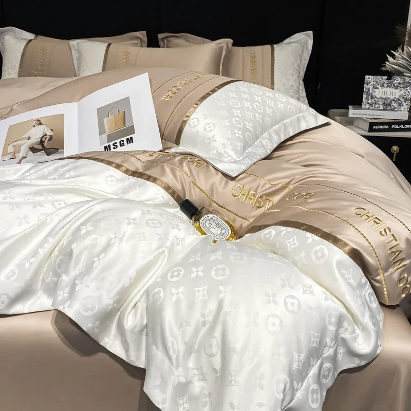 

Light luxury ice silk summer quilt with four sets of naked sleeping Tencel air conditioning by summer cool by machine washable s