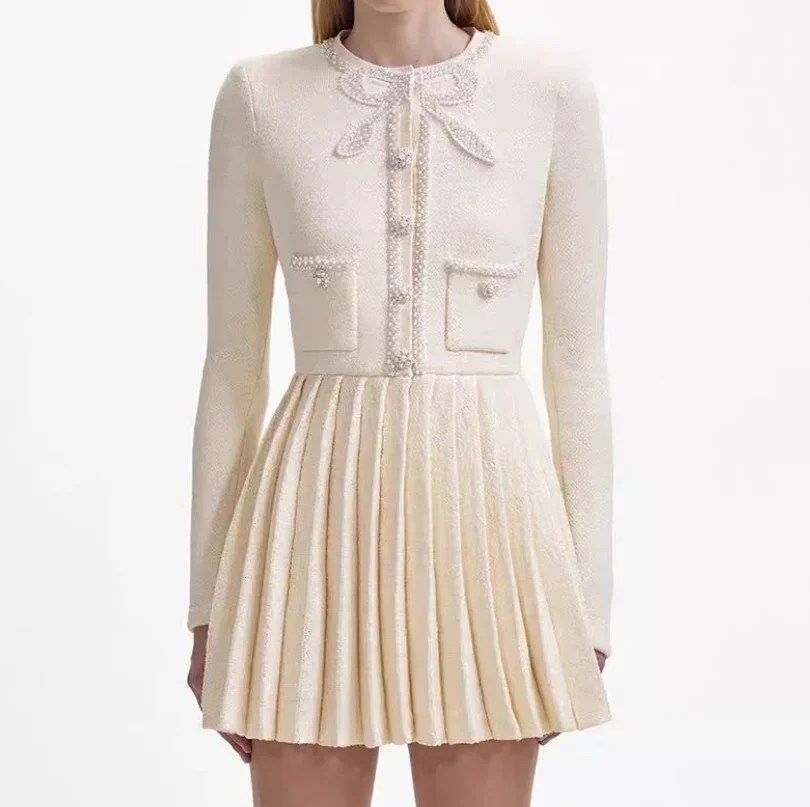 

New 2023 Autumn and Winter Women Knitted Long-sleeved Pleated Dress