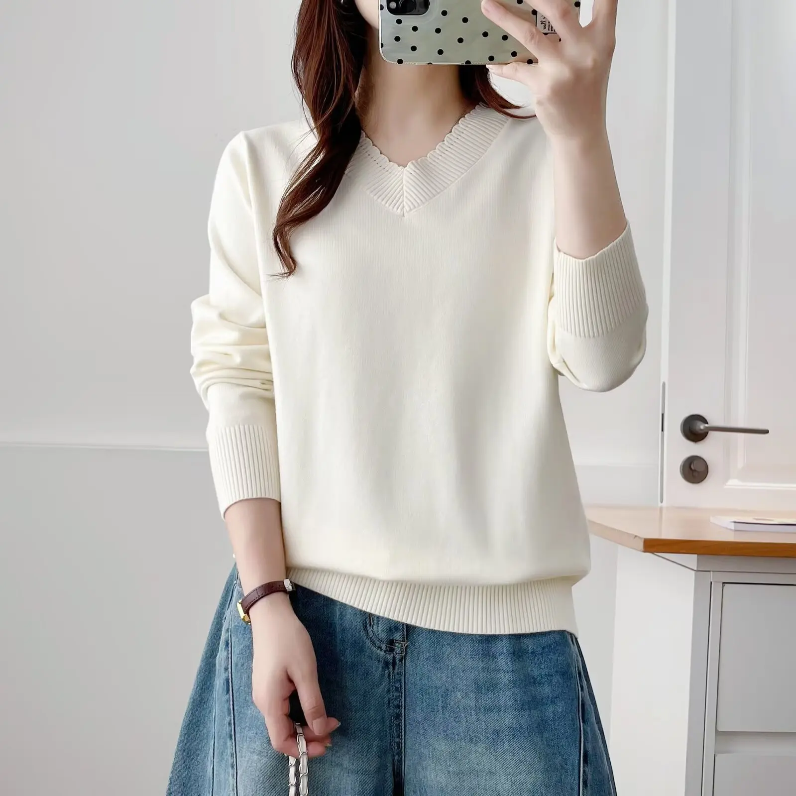 XXXXL Fashion Plus Size Women's Sweaters New Simple And Basic V-neck Knitted Pullovers In Autumn And Winter Casual 6697