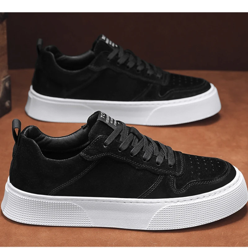Board Shoes for Men Trendy Flat Shoes Lightweight Comfortable Sports Men Shoes Soft Outdoor Walking Shoe Zapatos Para Hombres