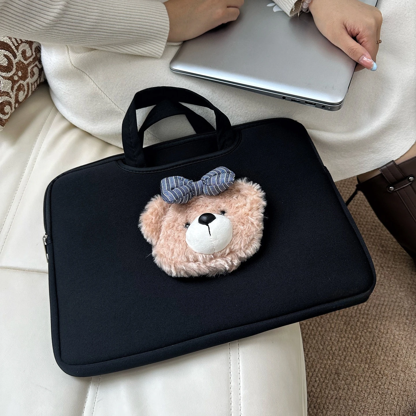 Stylish Multi-Size Laptop Carrying Handbag