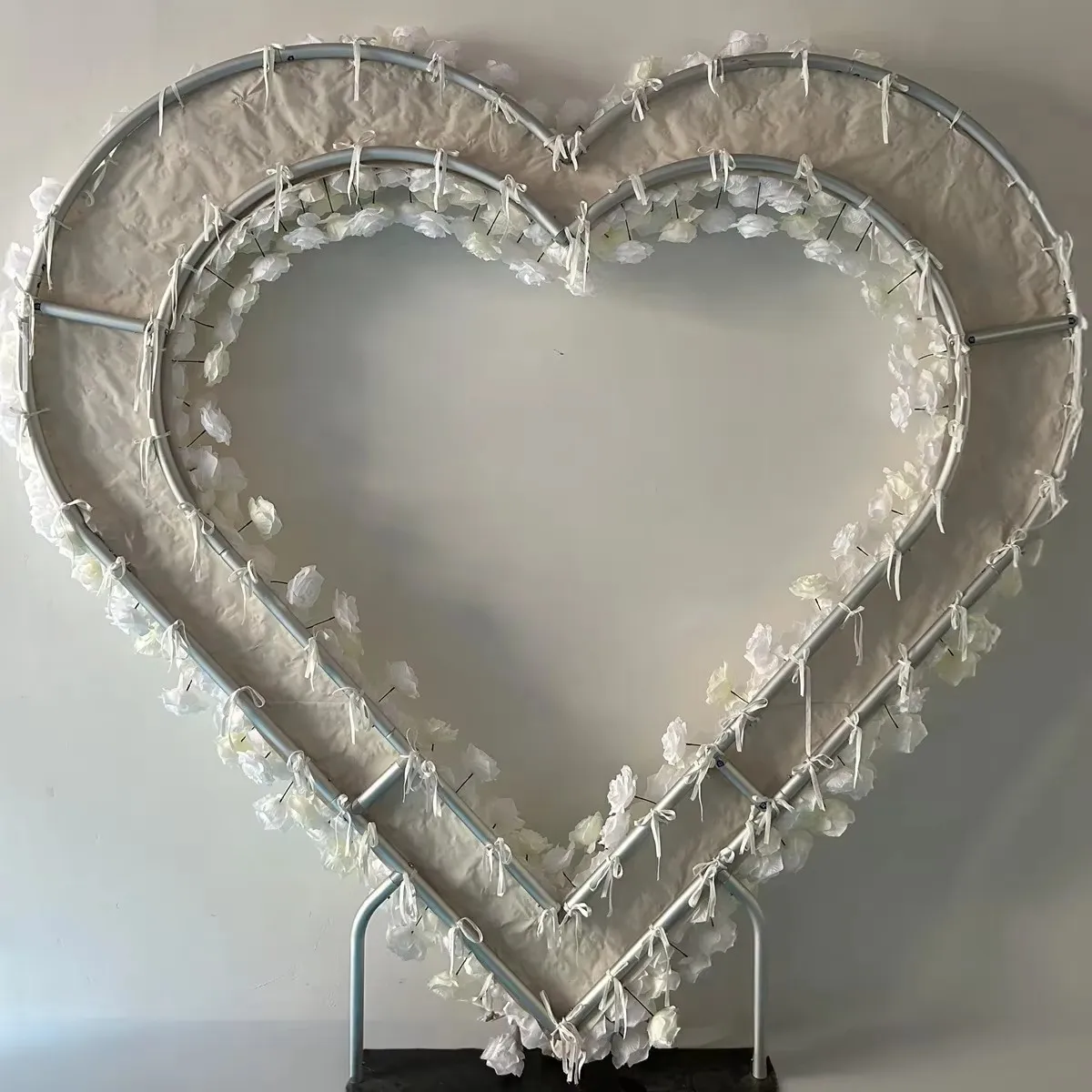 5D rose hydrangea flower creates a luxurious 2m * 2m heart shape, a must-have arch flower decoration prop for weddings and parti
