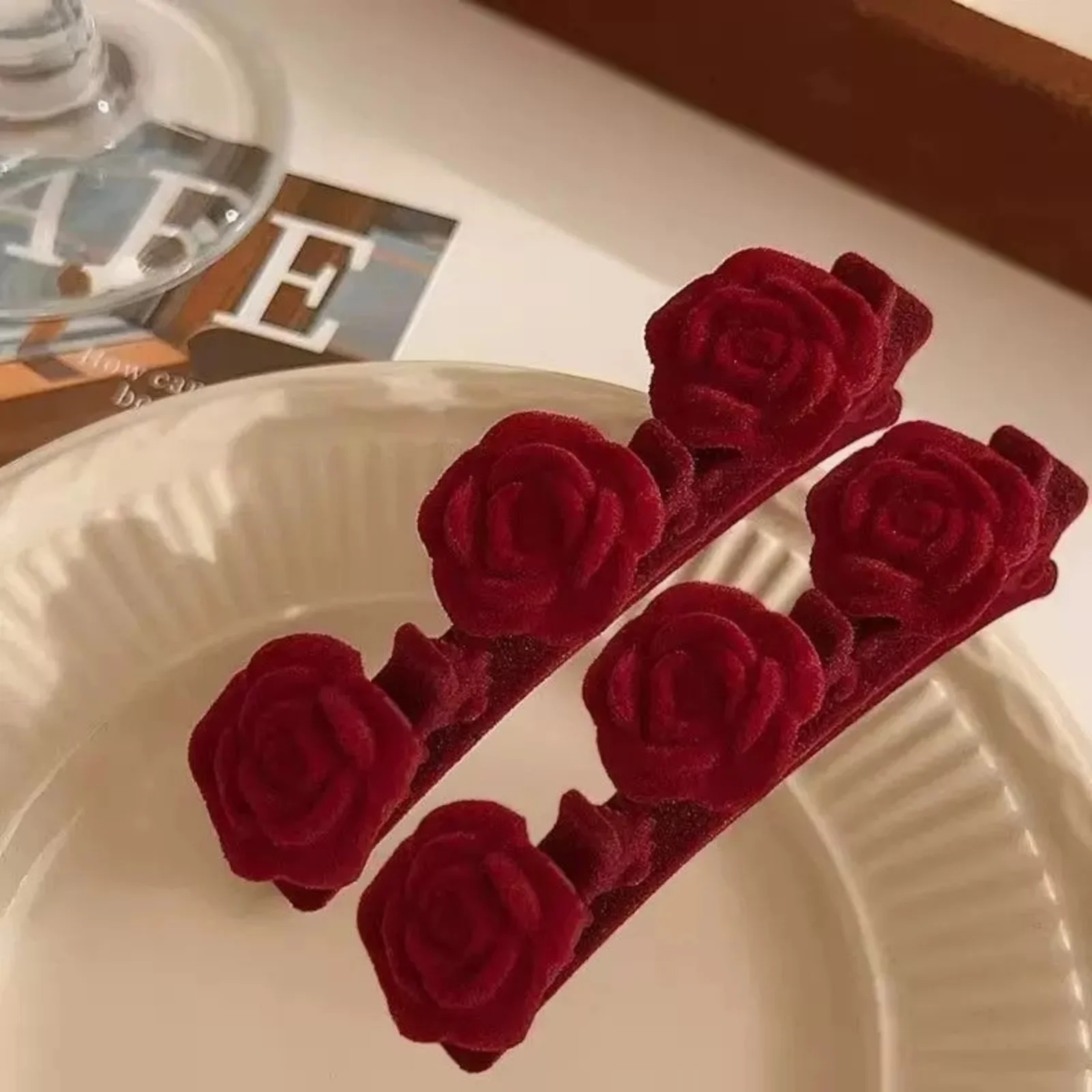 1PC Velvet Rose Hair Clips, Red Floral Hairpins For Women, Vintage Aesthetic Hair Accessories, Cute Hair Decor For Girls