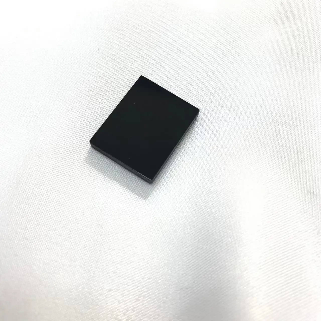10Pcs 총 크기 19.22x26.6x1.2mm 720nm 검정색 IR 롱 패스 필터 유리 HB720 카메라 변환용