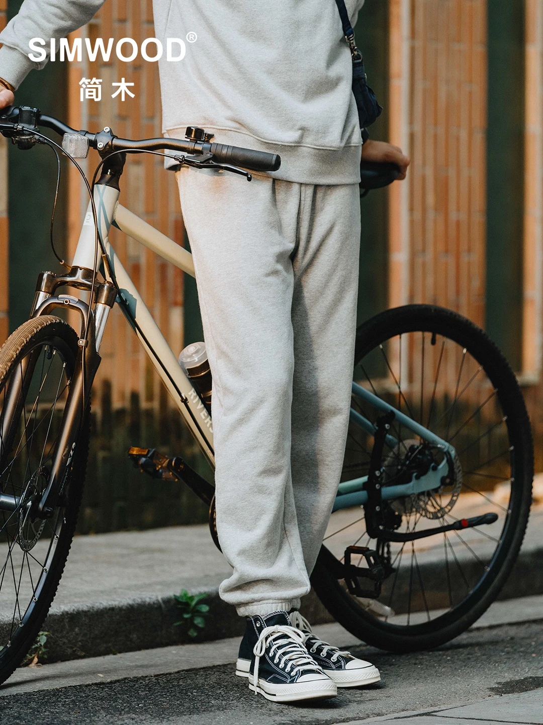 SIMWOOD 2025 春の新オーバーサイズスウェットパンツ男性 390 グラム 
