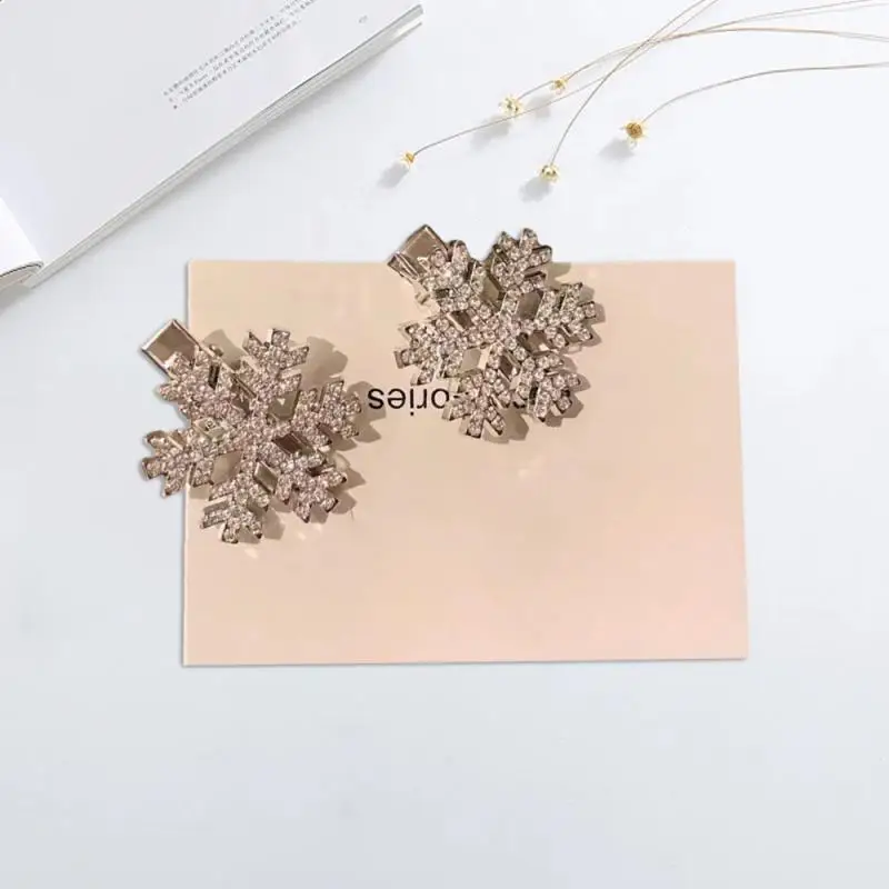 Snowflake Pearl Hair Clip Winter Girls Small Sweet Bobby Pins Women Fashion Retro Flower Hairside Headwear Accessories