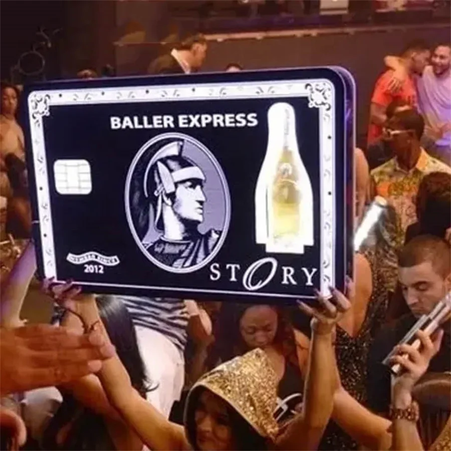 Рисунок 2 - Черная бутылка для карт