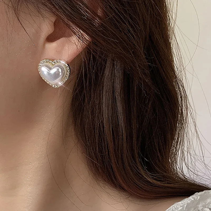 Buy Elegant Pearl Drop Earrings Online - fredefy – Fredefy
