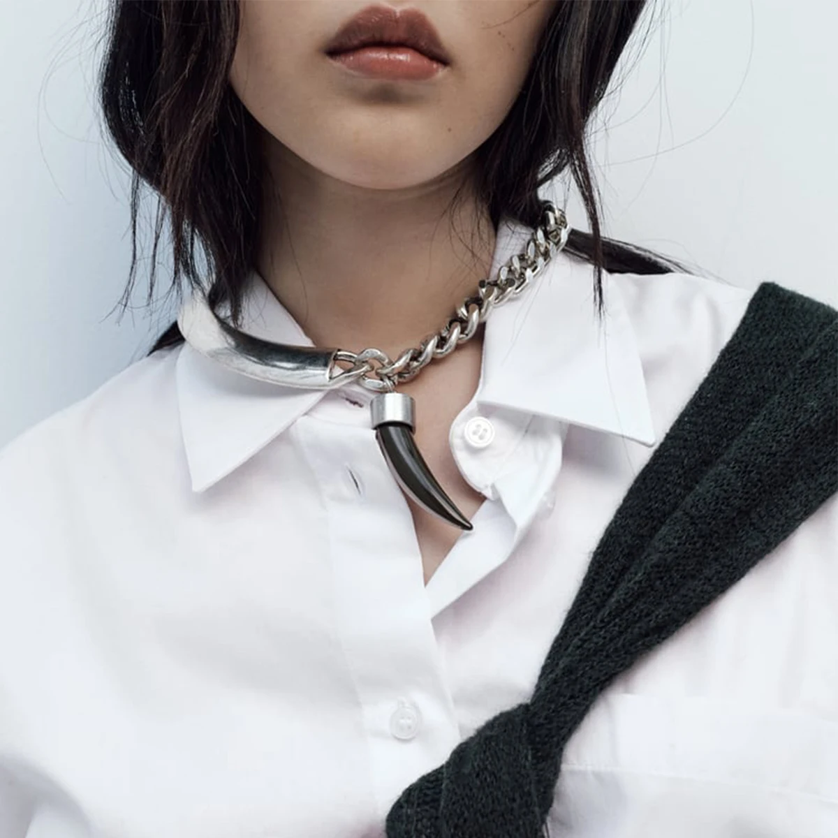 ZAA Vintage Metal Choker Necklaces Cow Horn Pendant Necklace for Women Punk Hiphop Jewelry Neck Accessories