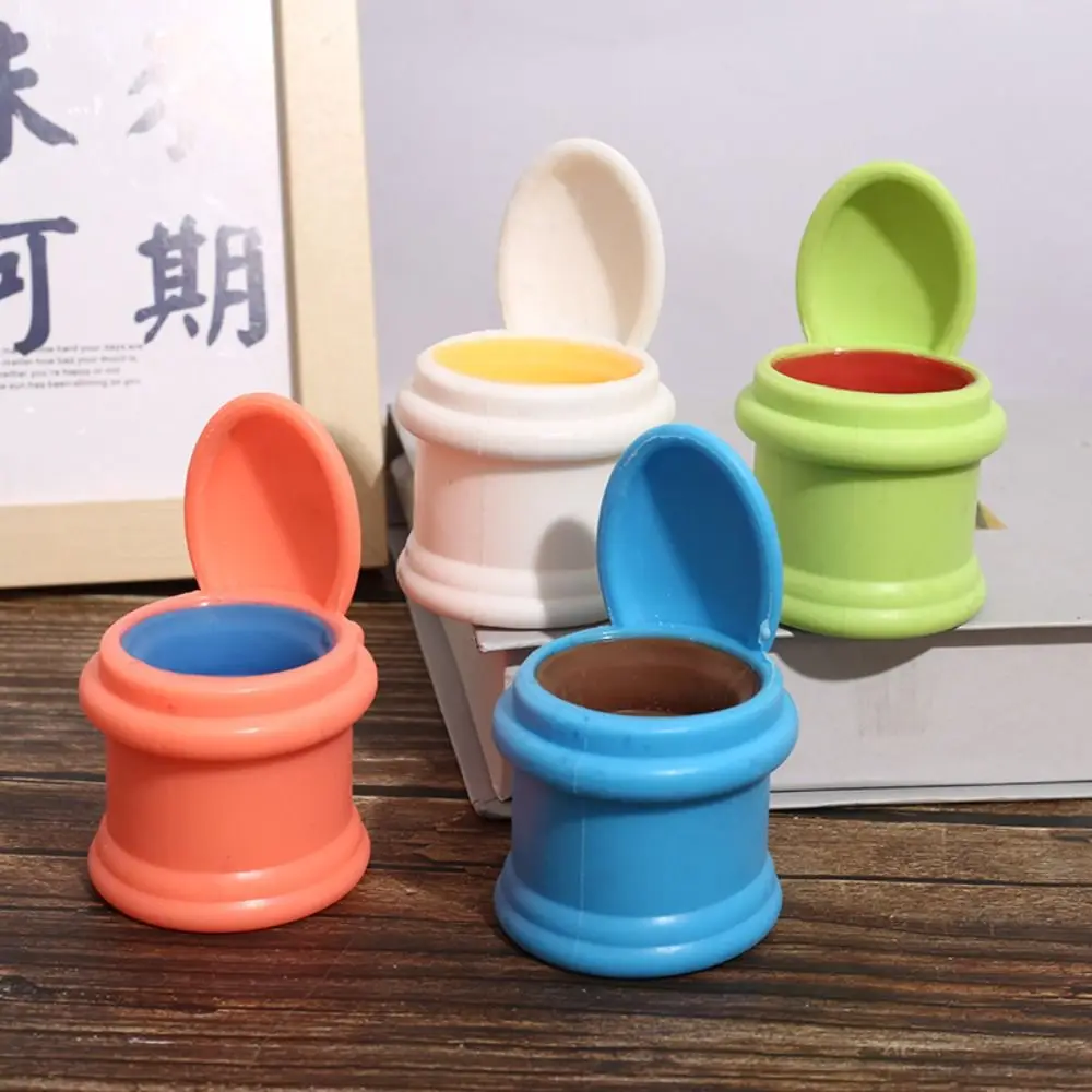 

1 Pcs Pinch Fun Prank New Weird Toilet Poop Vent Creative Squeeze Toy Random Stress Relief Toy