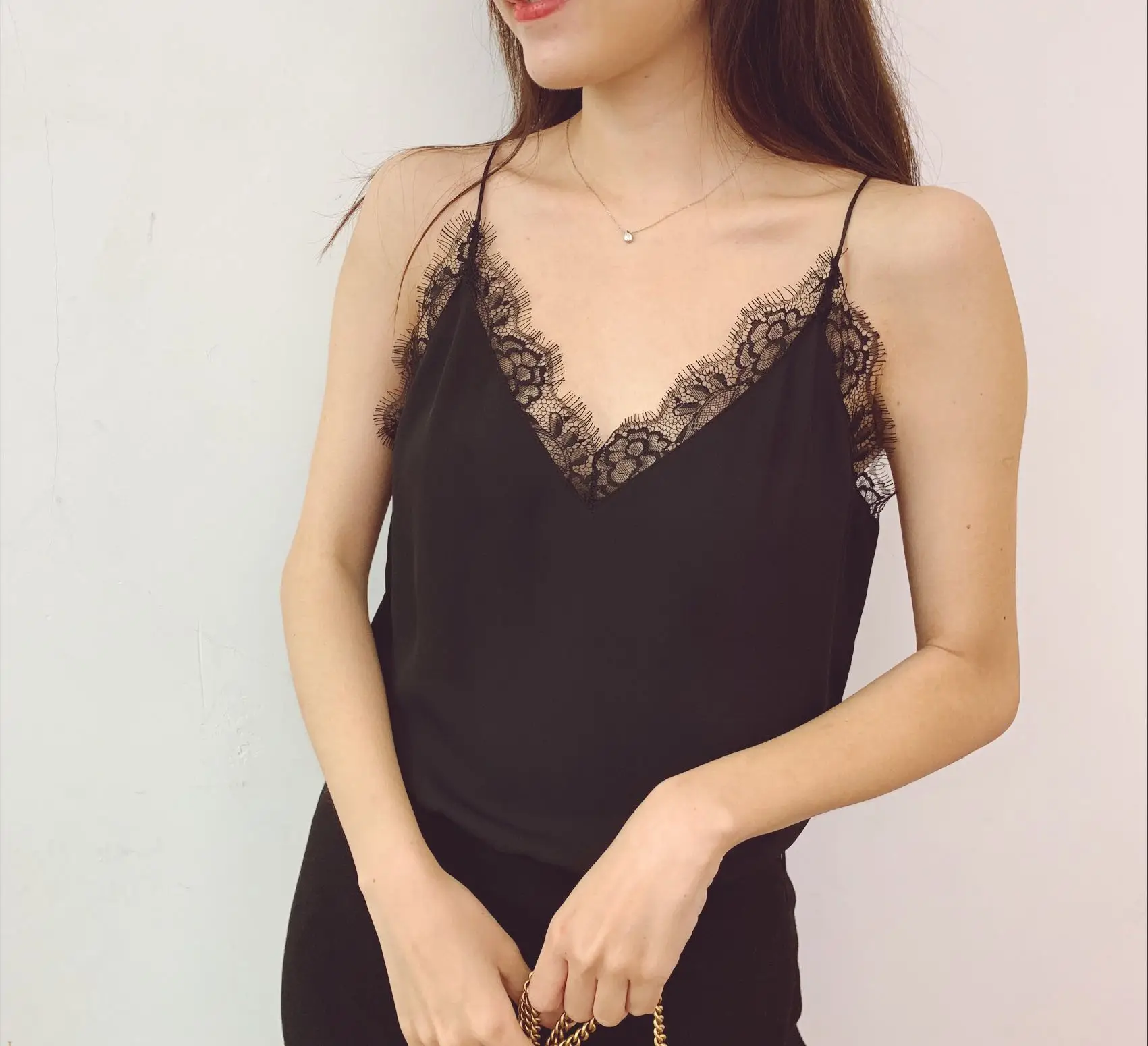 2022 여름 새 스타일 레이스 백 레스 속이 빈 섹시한 여성의 내부 시폰 탱크 탑 겉옷 조끼 세련된 Strapless 탱크 탑