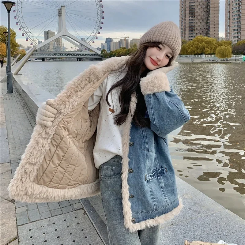 Fashionable lamb wool denim jacket for women winter 2024 new style with cotton padding plush thickened mid to long style trend B