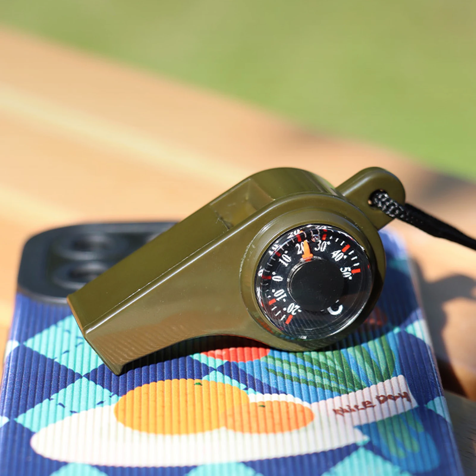 Outdoor High-frequency Survival Whistle 3-in-1 High Pitched Whistle With Compass For Camping Hiking Outing Wild Survival Sports
