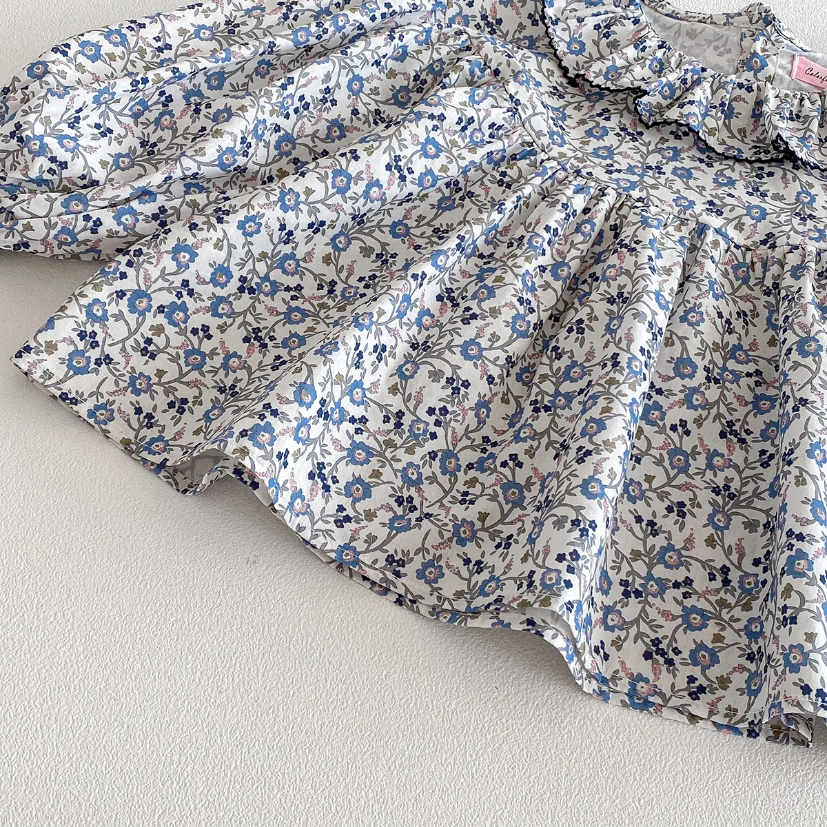 Kleinkinder Mädchen Blumenblusen Kinder Mädchen Puffärmel Geraffte Rüschen Tops Koreanischer Stil Baby Kinder Lose Hemden Kinderkleidung – Detail 11