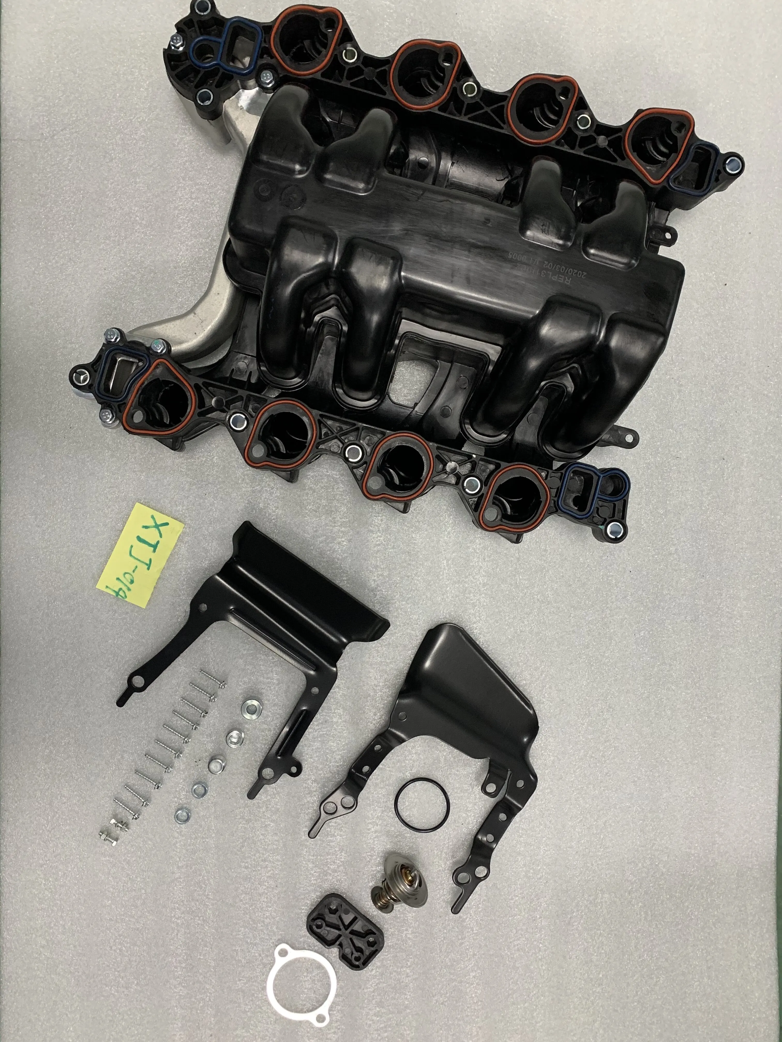 Engine Intake Manifold For 615-178 F6SZ 9424-AA F8AZ 9424-AAA Auto Parts Air
