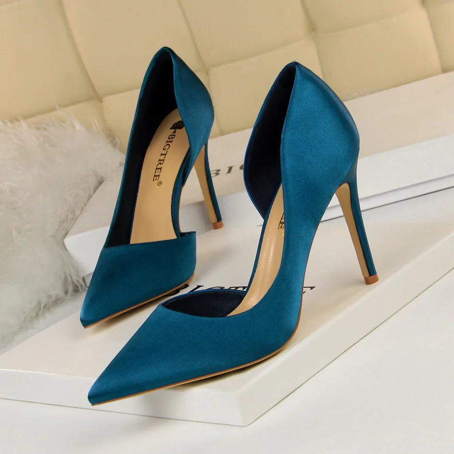 

Sexy Woman Pumps Black Blue Sliver Women Heels Silk High Heels Women Shoes Stiletto Heels 9.5 Cm Ladies Shoes