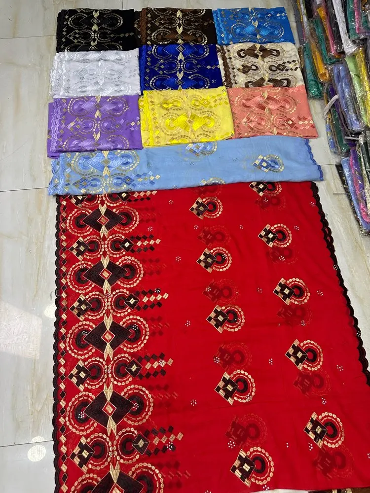 Verkauf 2025, neuer Dubai-Islam-gestickter Schal, weicher Woll-Jersey-Hijab für muslimische Frauen, langer Stil, neues afrikanisches Netz für Frühling und Sommer – Detail 22