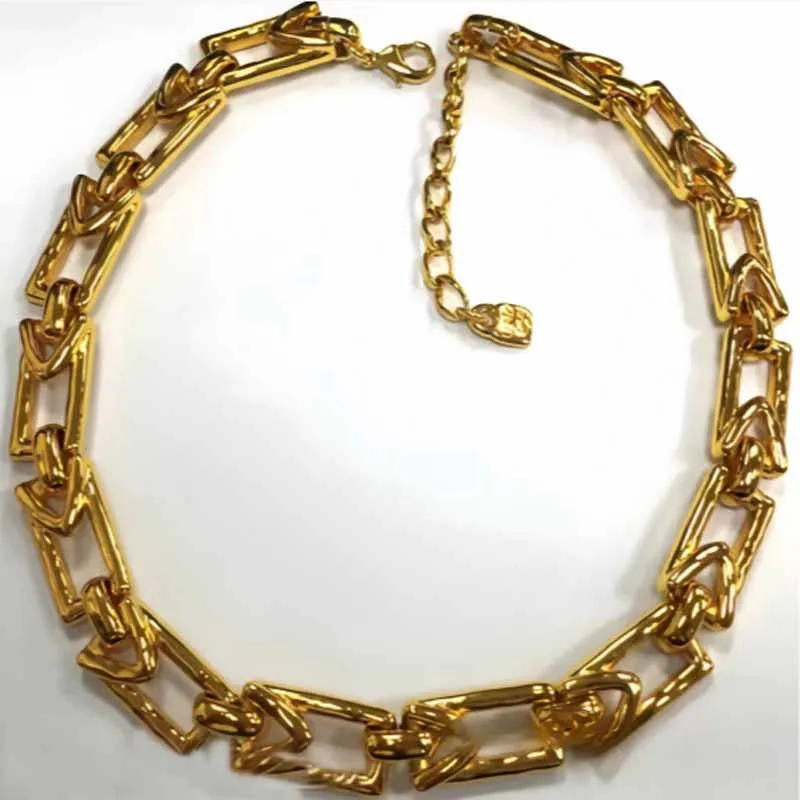 2024 Selling Exquisite High Quality UNO DE 50 Fashion Classic 925 Necklace Jewelry Romantic Holiday Gift 2