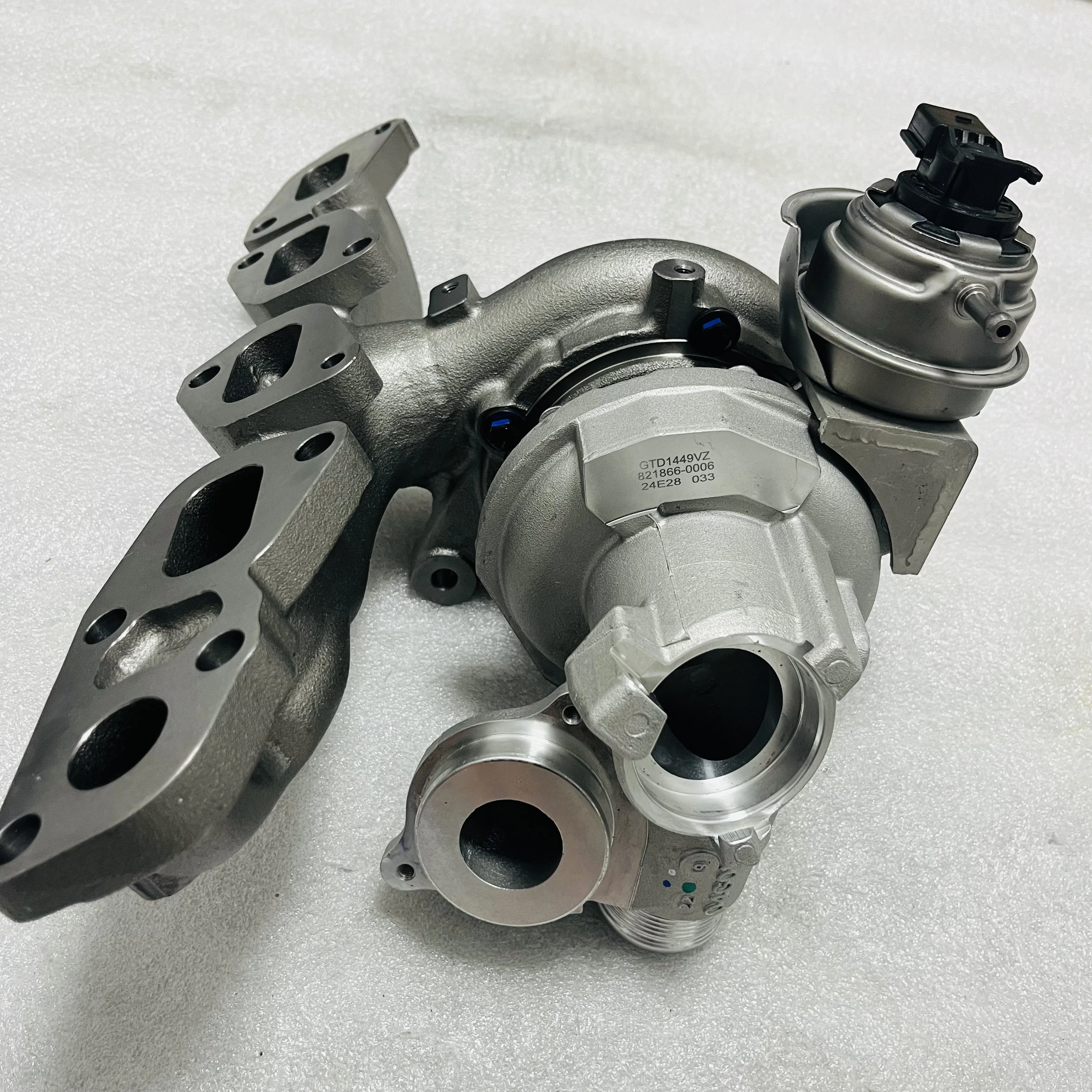 

Турбонагнетатель для Volkswagen Golf Audi A3 1,6 T 04L253016H 813860-0001