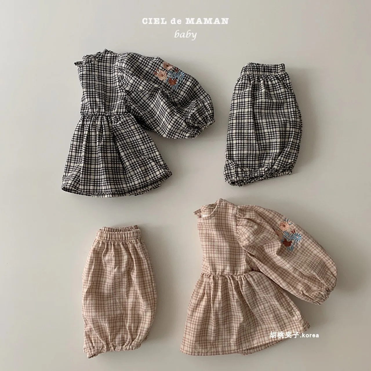 

Новинка 2022, корейский стиль, Детские шахматные штаны для девочек, комплект из юбки и брюк с вышивкой