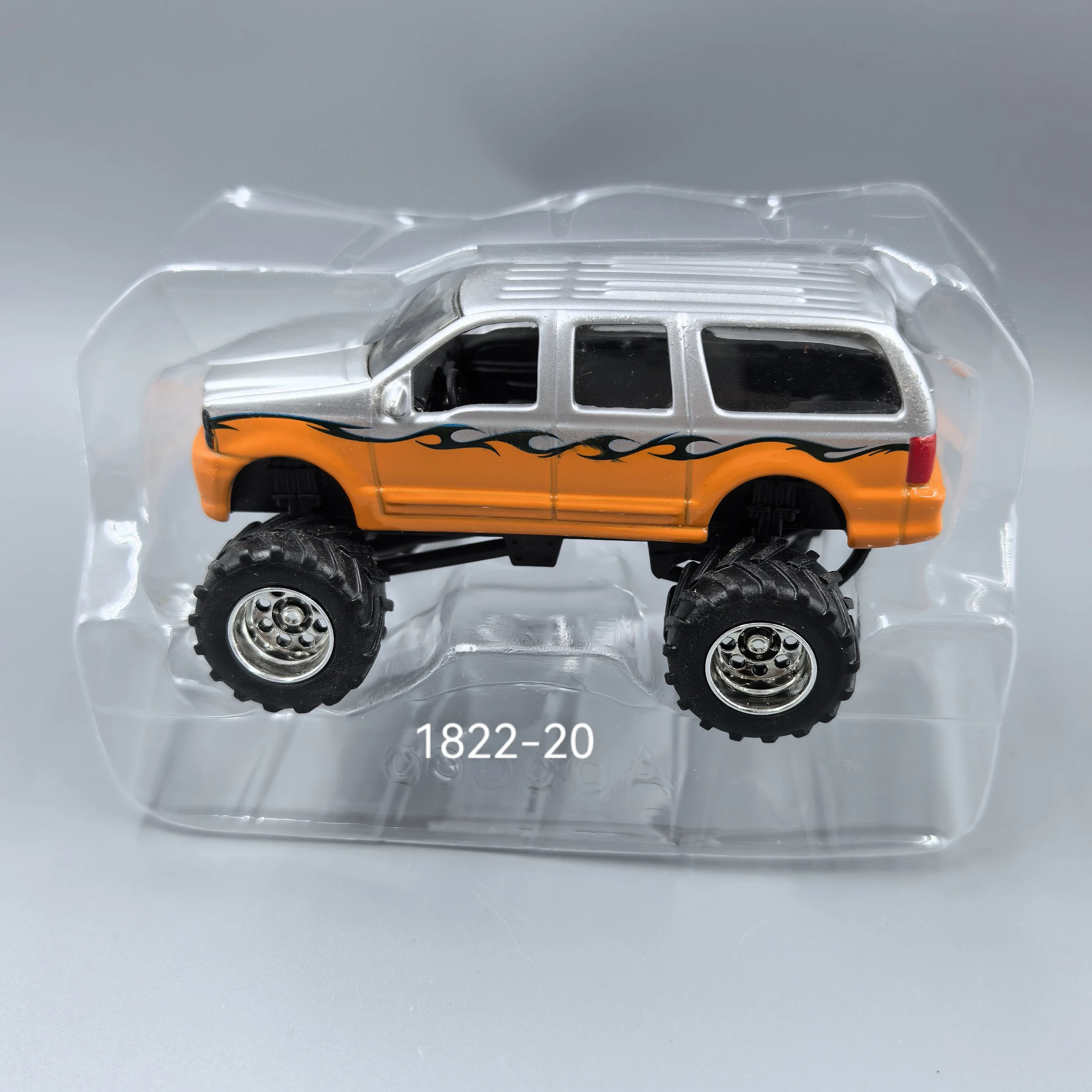 1/64 Scale Mini Alloy Off-Road Monster Pickup Truck Model Car