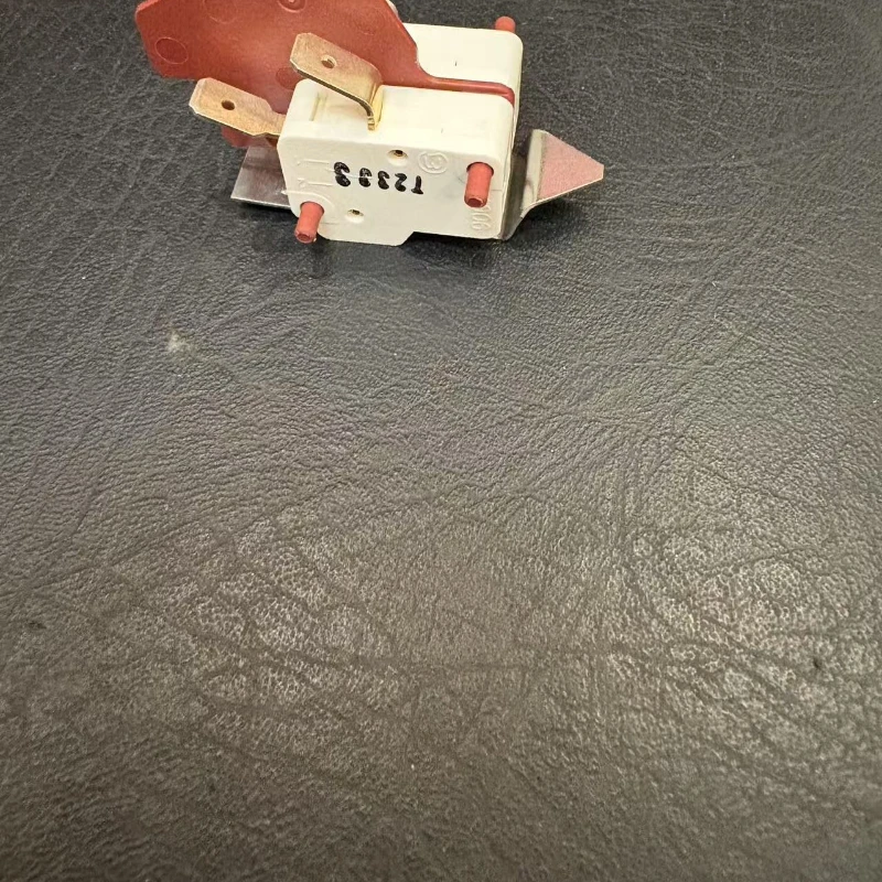 Slide image 3a40f2b44aa942208bb635da4c753992