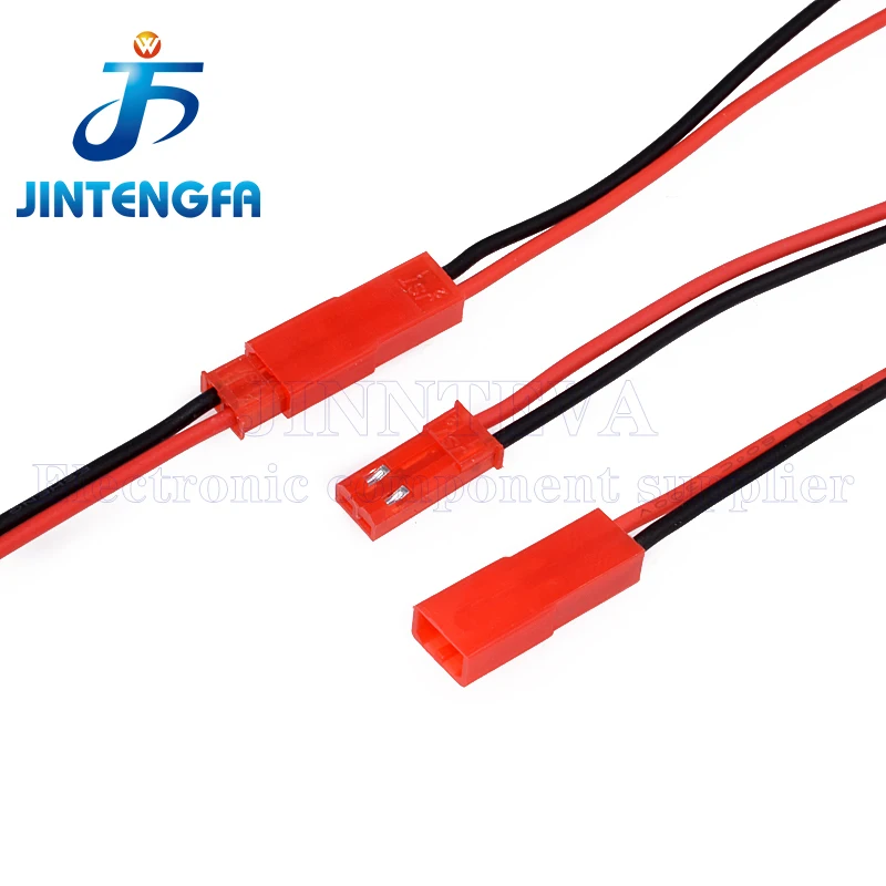 Gros plan sur la fiche XT60 d'un câble de charge JINNTEVA de 20cm, idéal pour batterie RC.