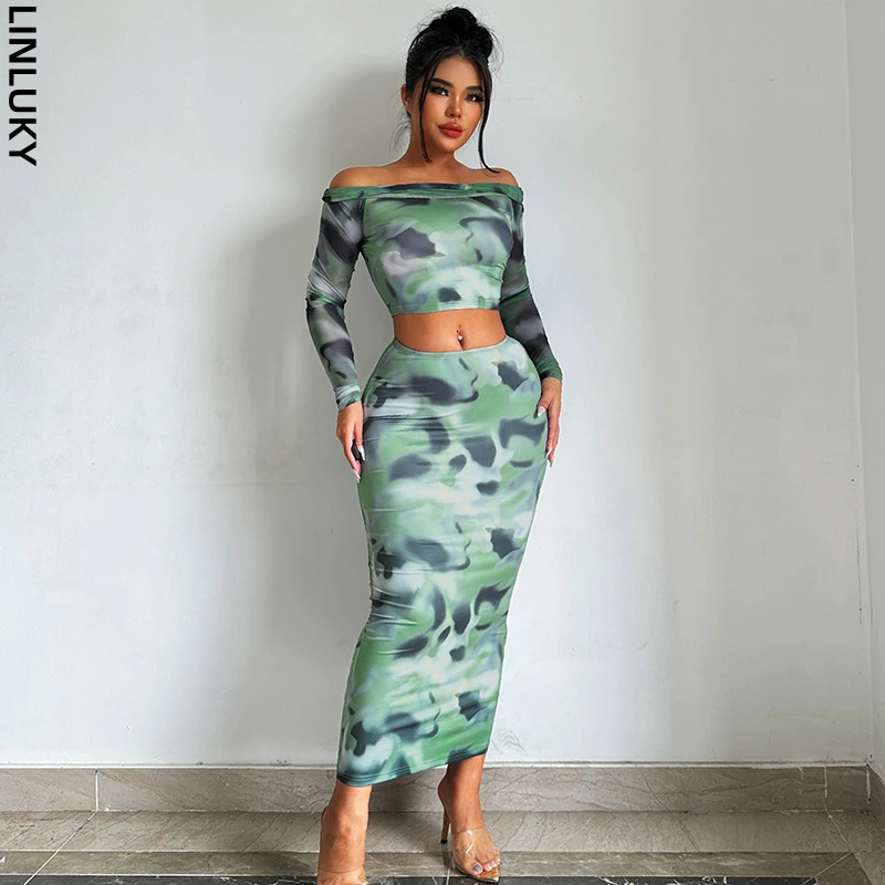 

Женская юбка-мини с разрезом и оборками