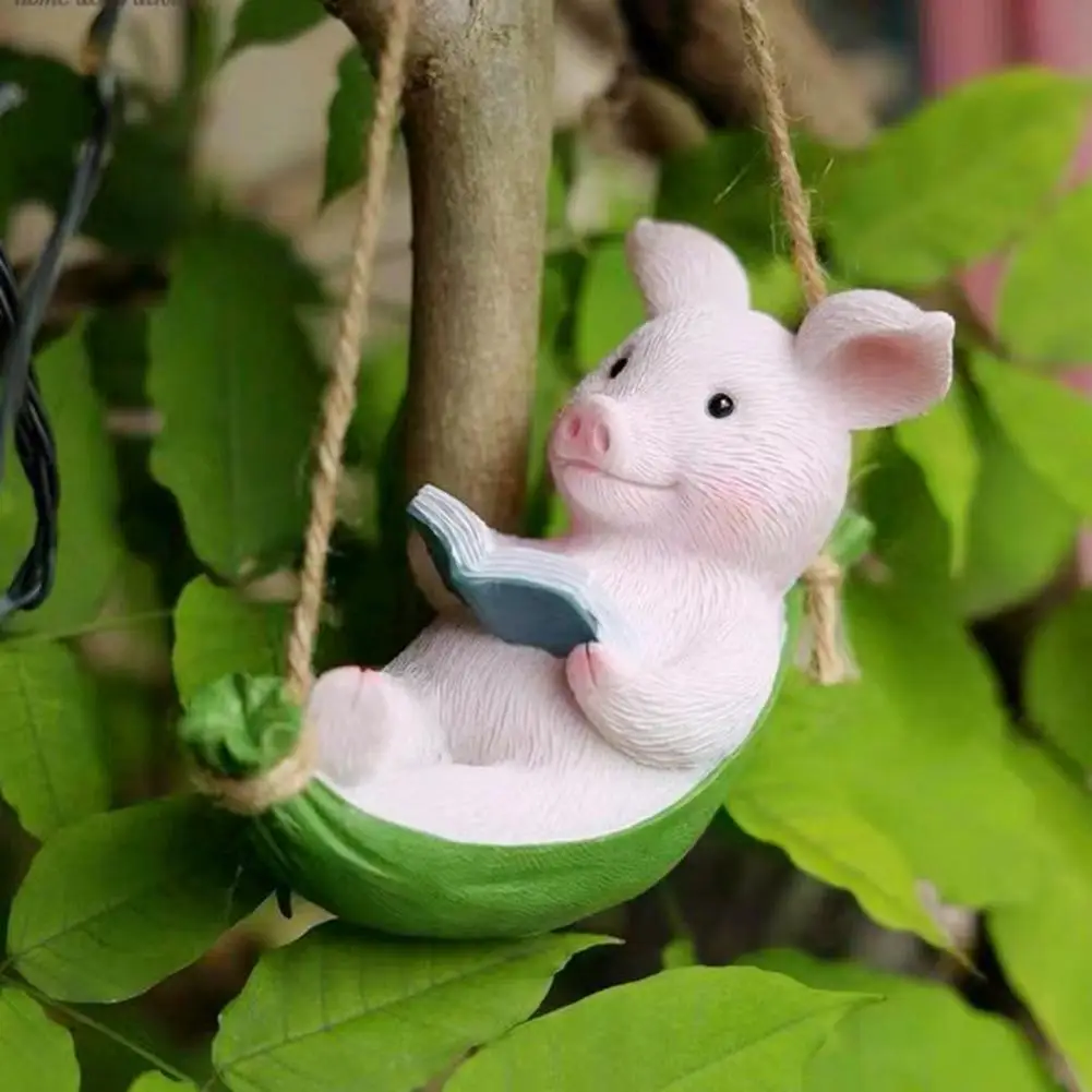 

Sunlight Resistant Piggy Pendant High-quality Piggy Decoration Resin Sunlight Resistant Adorable Pig Pendant for Accessories