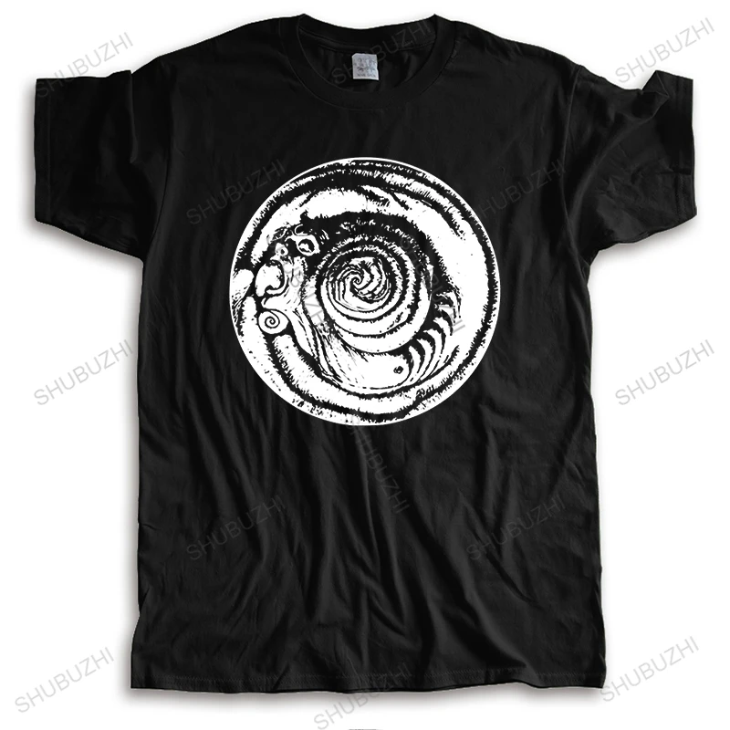 Urban Outfitters Archive Junji Ito Camiseta | Urban Outfitters ES