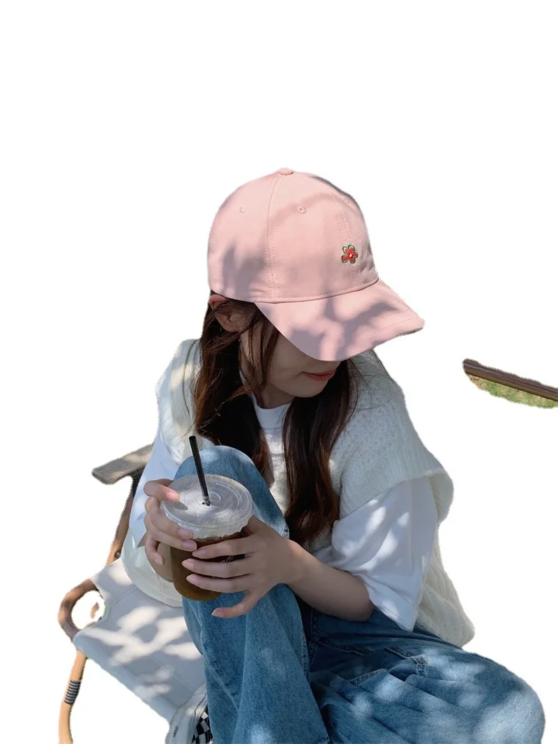 Рисунок 5 - Вышитые цветы ~ милая