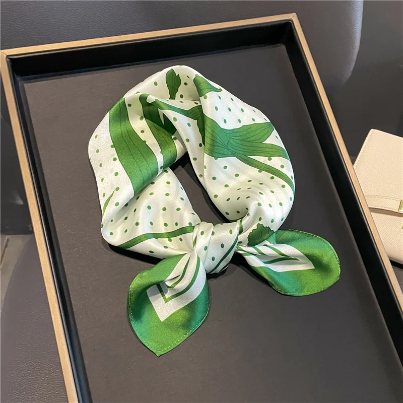 

Design Square 2023 Luxury Brand Small 100% Real Silk Scarf Women Handkerchiefs Headband Neckerchief Female Hair Ribbon Bandana