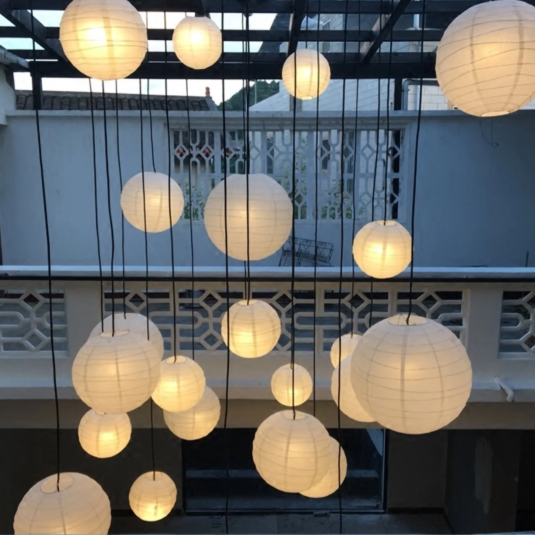 1 x Chinese Japanese Paper Lantern Lampshade for Party Wedding, 50cm(20") Creamy-white