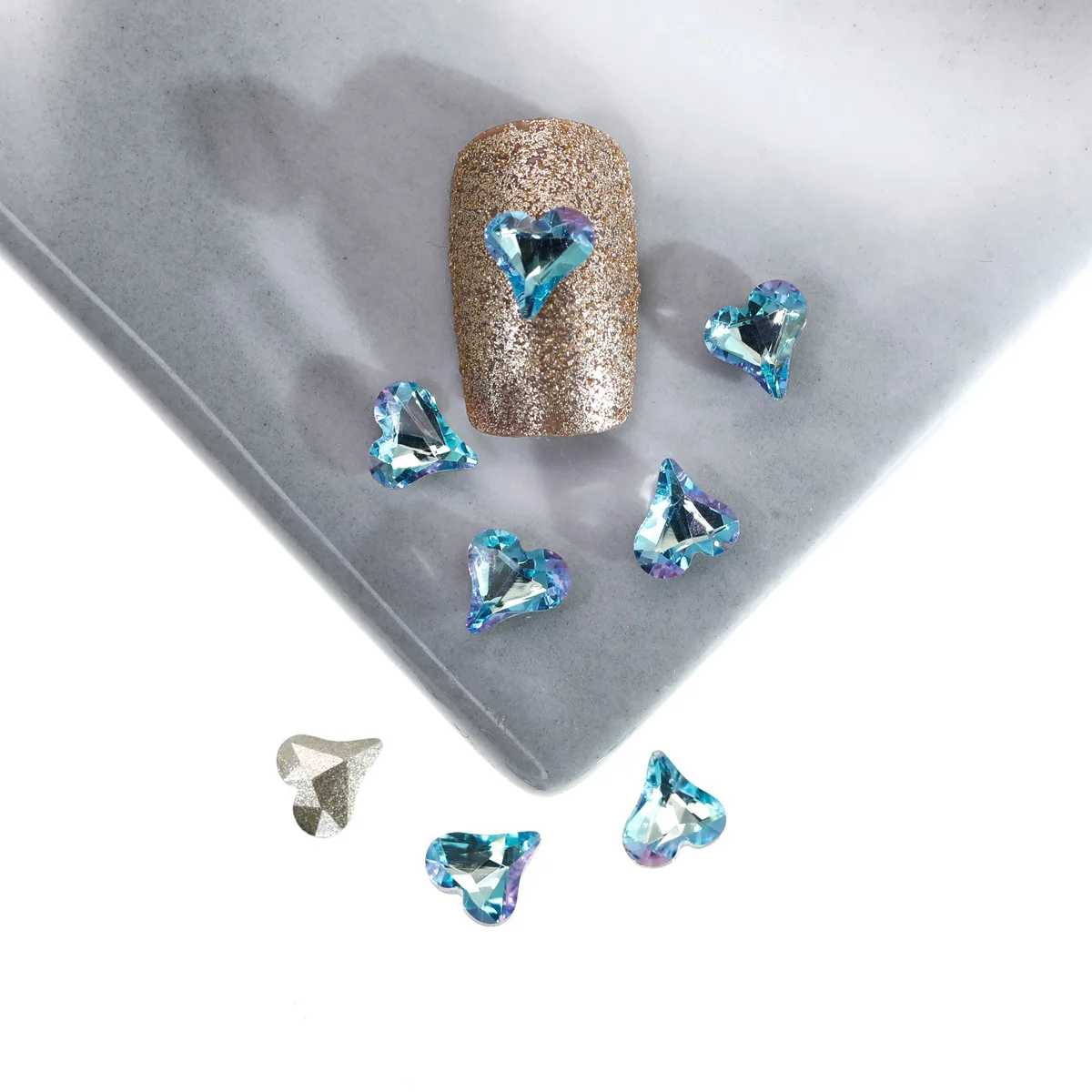 50 stücke 6x7mm heißer Verkauf spitzer Boden Farbe krumm Pfirsich Herz gemischte Farbe weiß Mondlicht Nagel Verbesserung Diamant – Detail 8